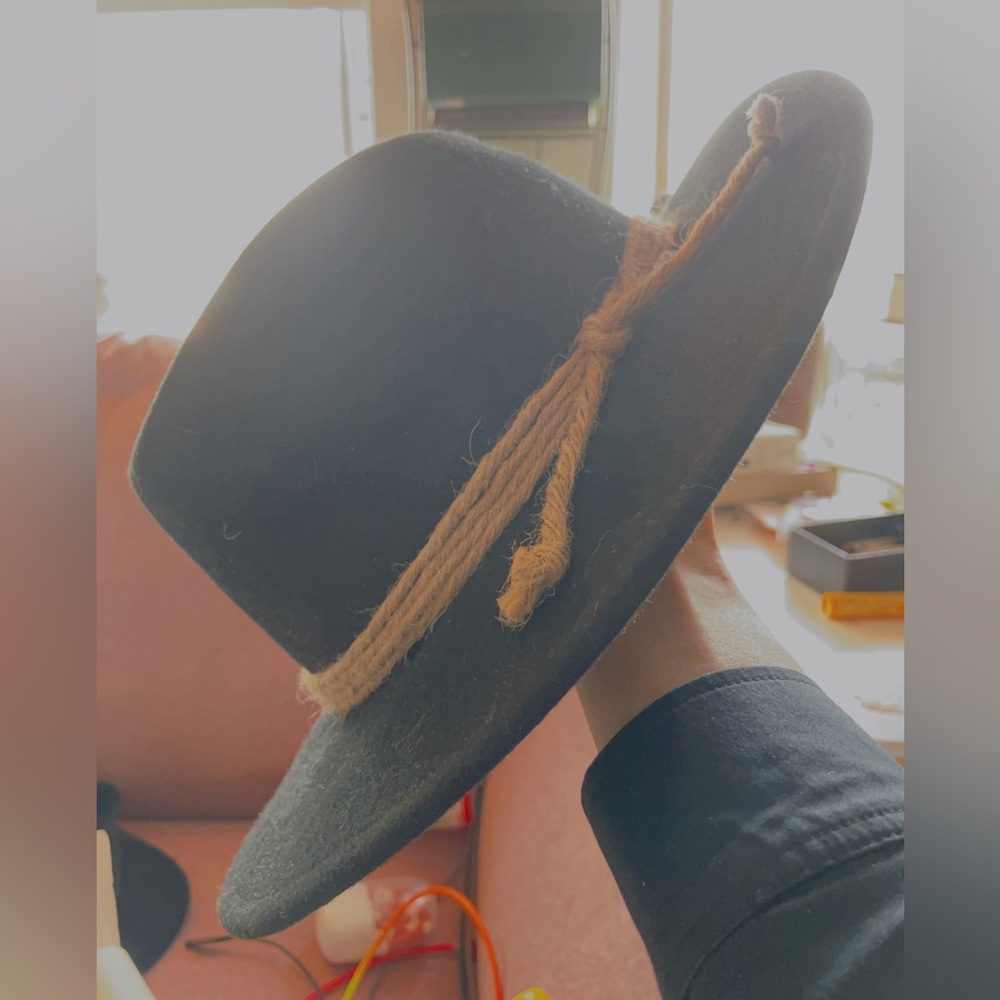 Peter Grimm Wool Hat- Black